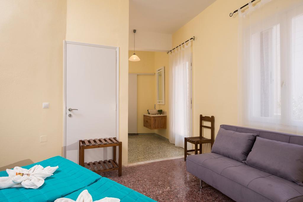 Penelopi Rooms Chrissi Akti Chania Exterior foto