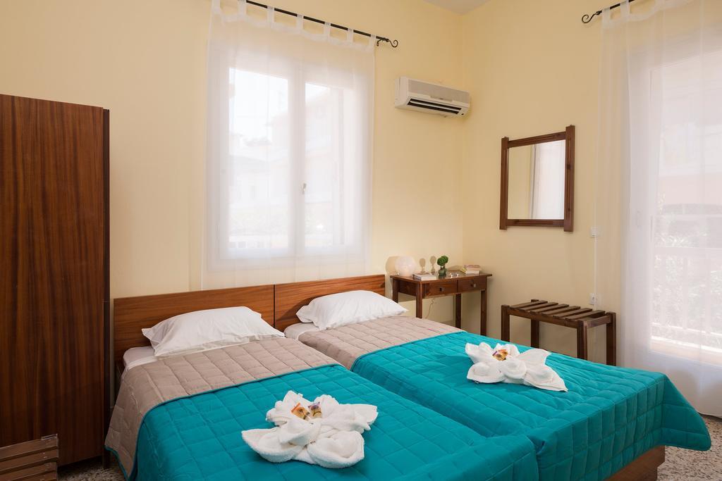 Penelopi Rooms Chrissi Akti Chania Exterior foto