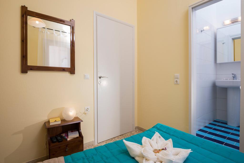 Penelopi Rooms Chrissi Akti Chania Quarto foto