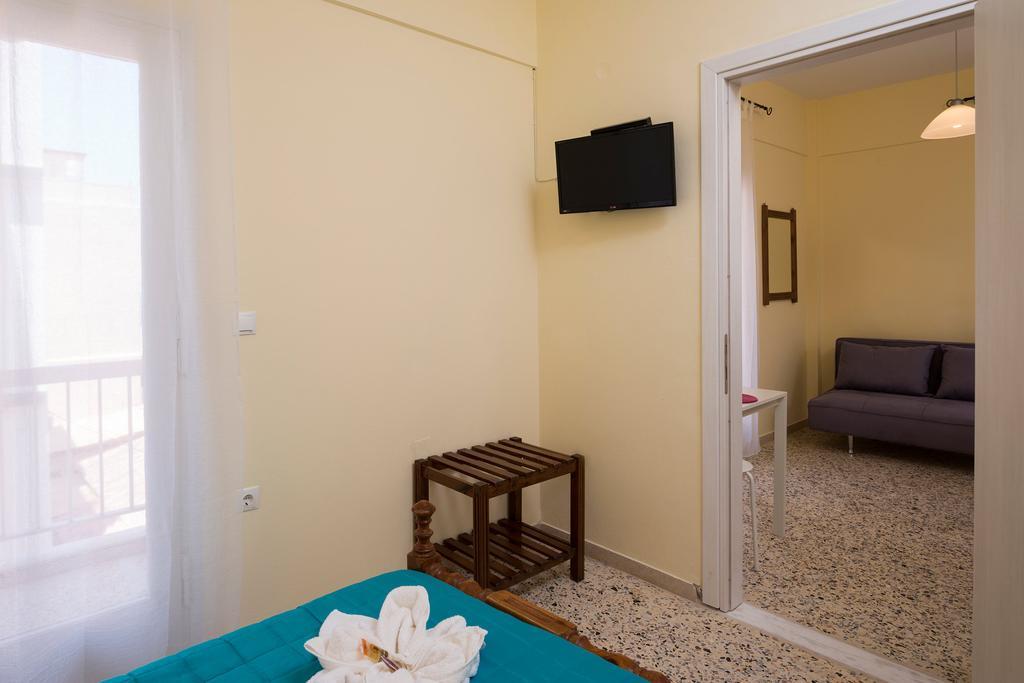 Penelopi Rooms Chrissi Akti Chania Exterior foto